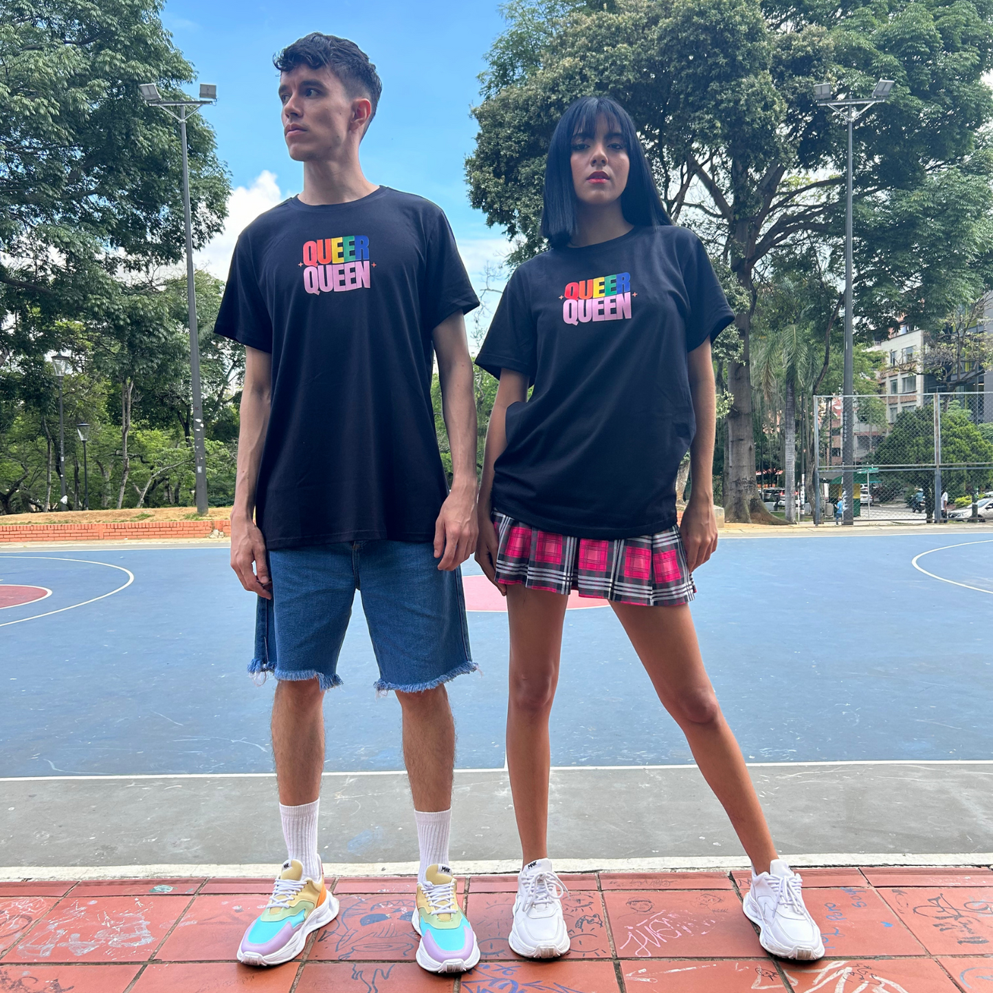 Camiseta Unisex Negra Queer