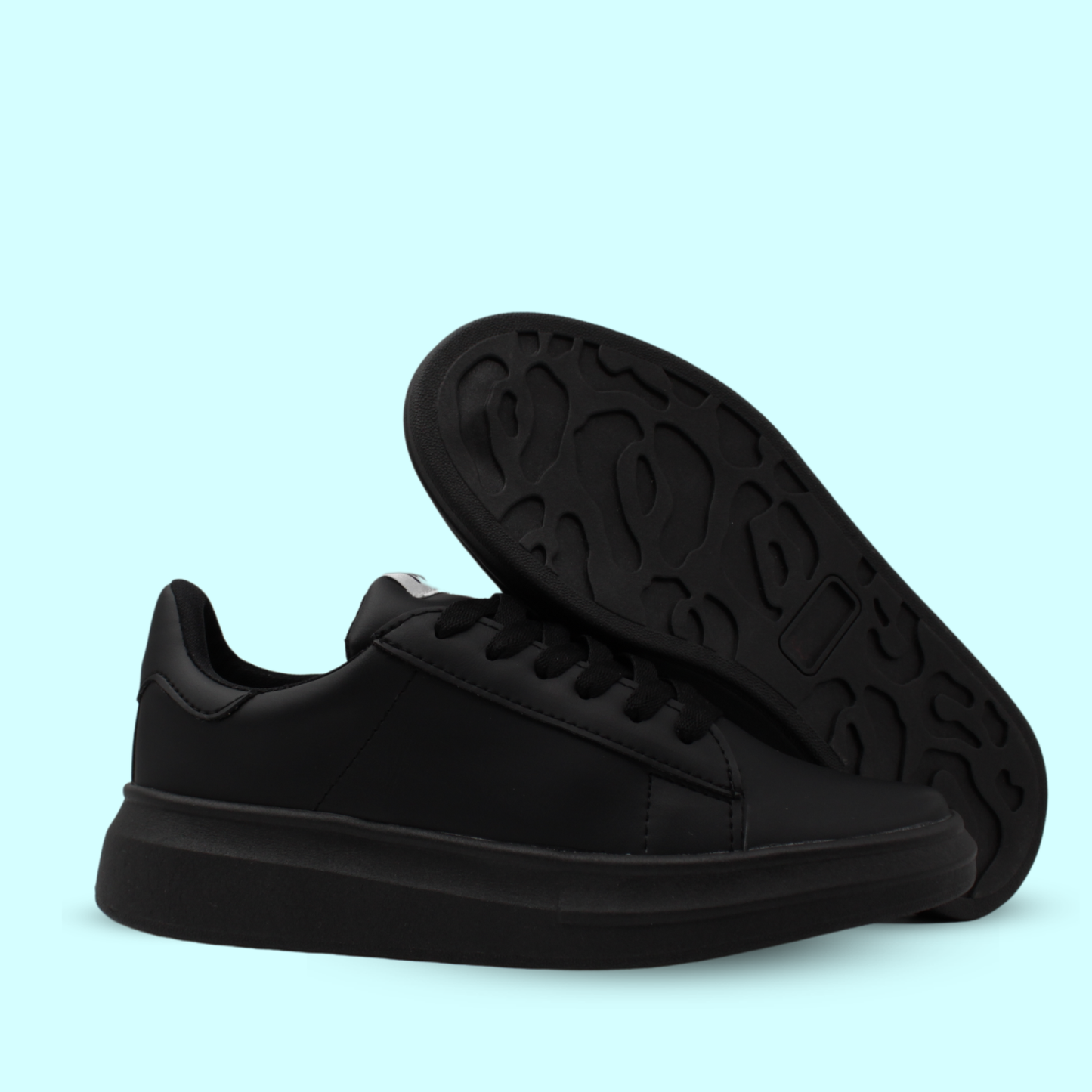Manila Total Black