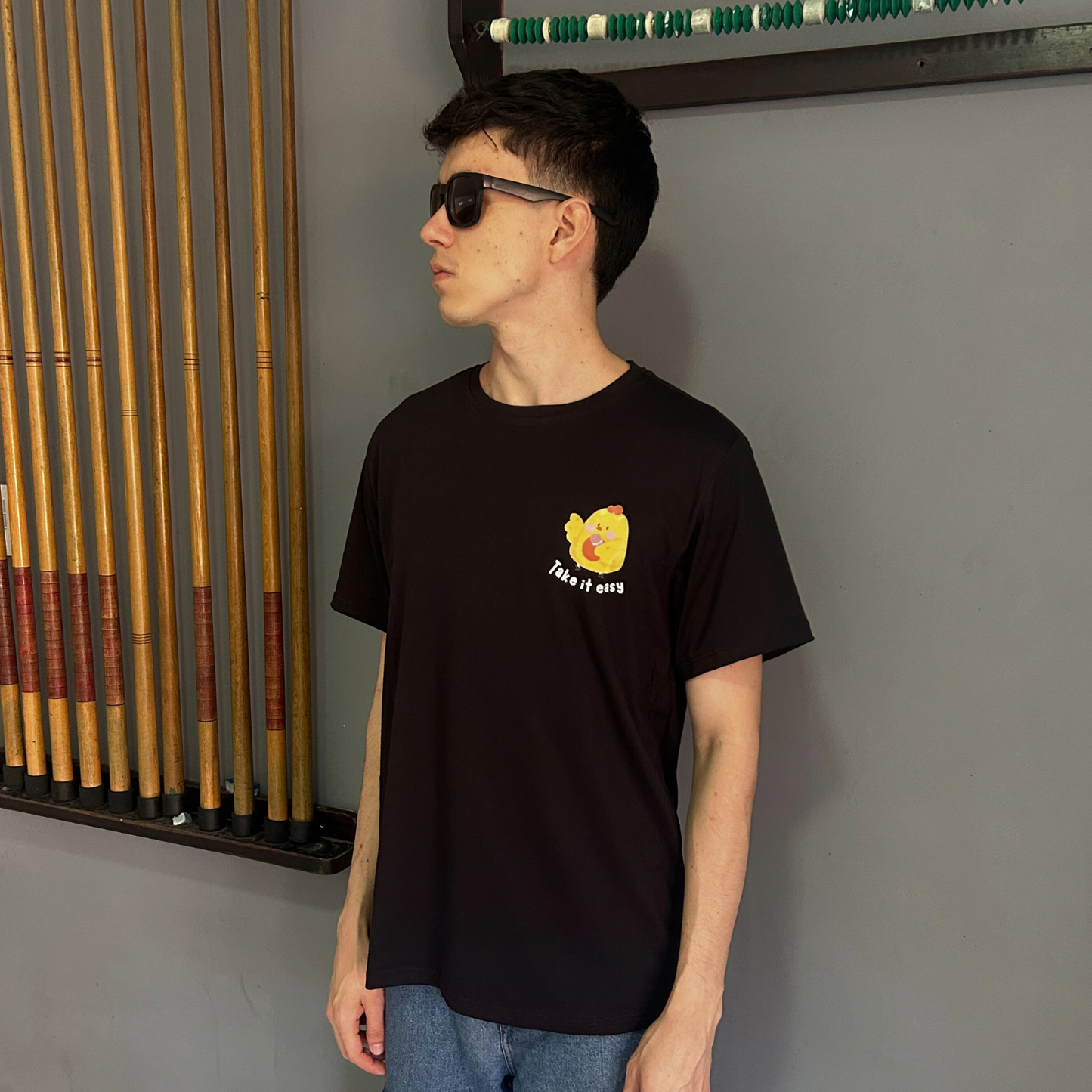 Camiseta Negra Unisex Take it Easy