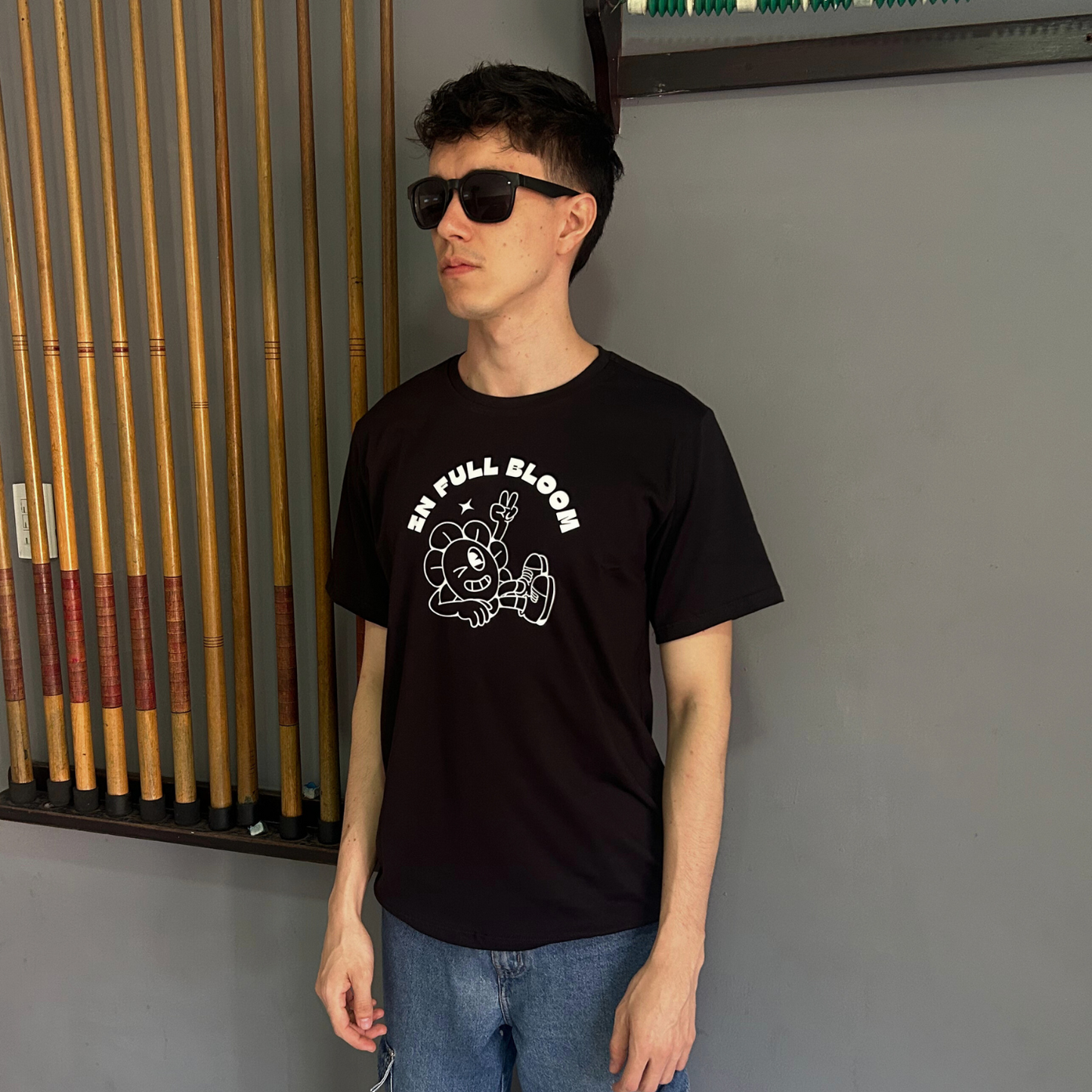 Camiseta Negra Unisex In Full