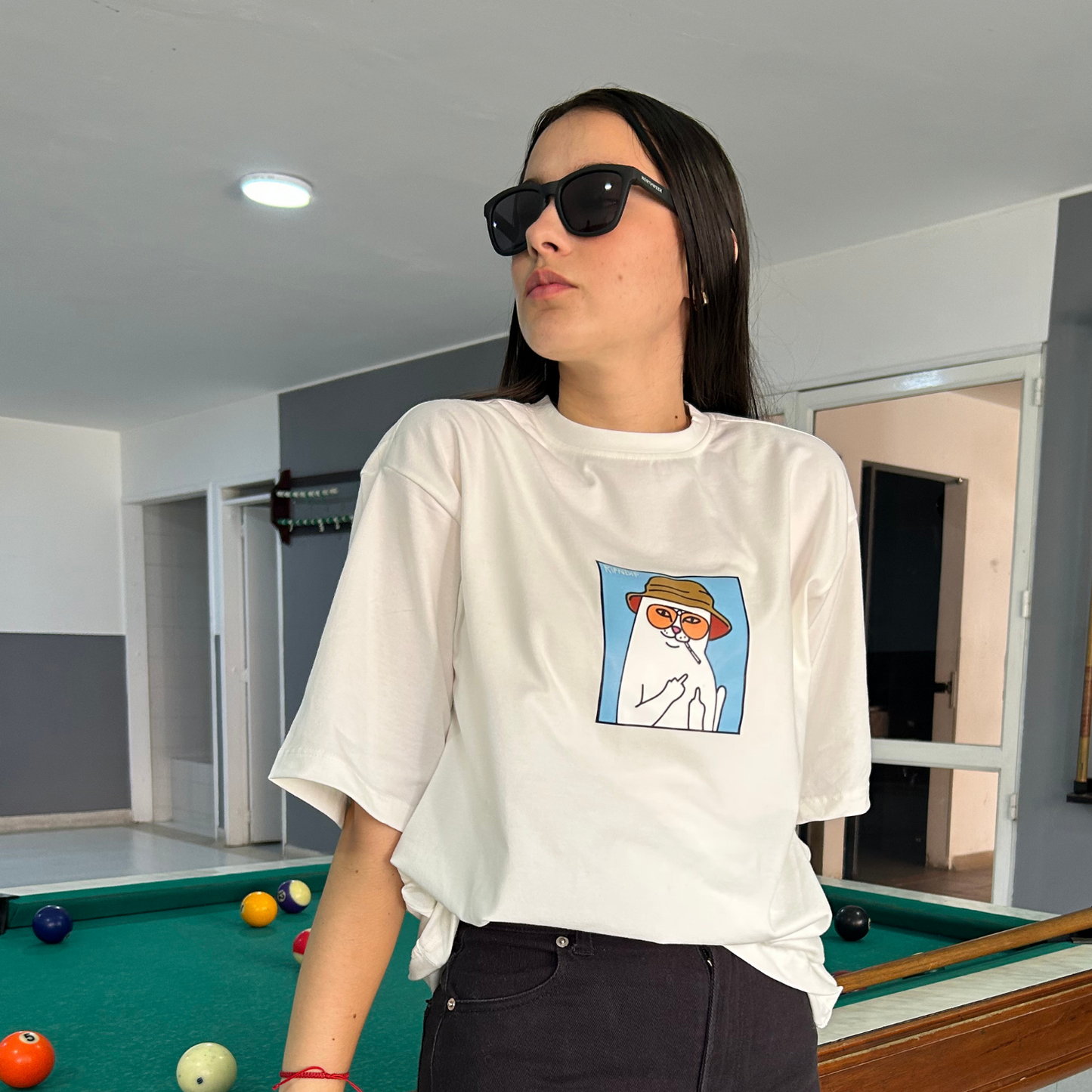 Camiseta Oversize Unisex Marfil Gato