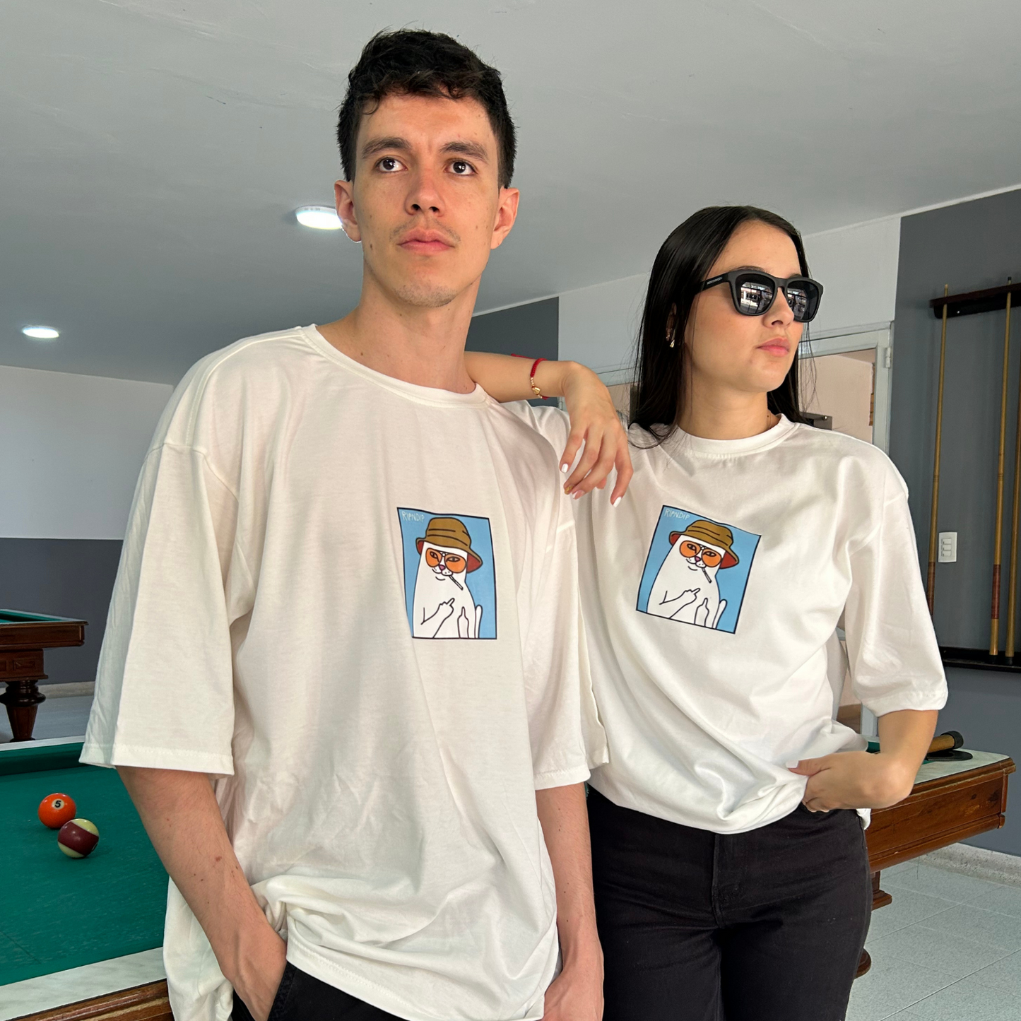 Camiseta Oversize Unisex Marfil Gato