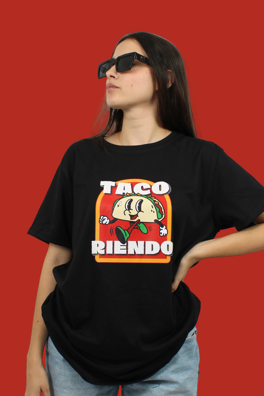 Camiseta unisex negra taco riendo