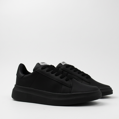 Manila Total Black